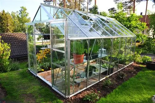 Greenhouse fastening: The best methods for anchoring