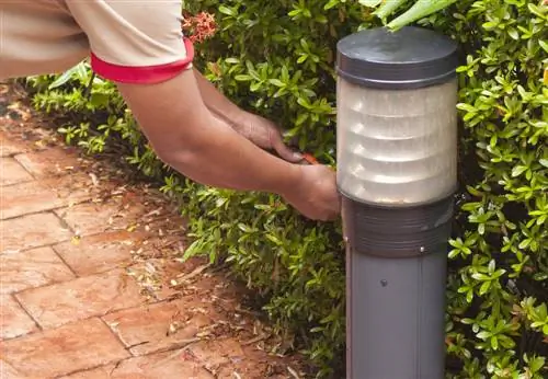 installing garden lighting