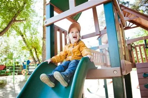 Scivoli più lenti per i bambini piccoli: cosa si può fare?