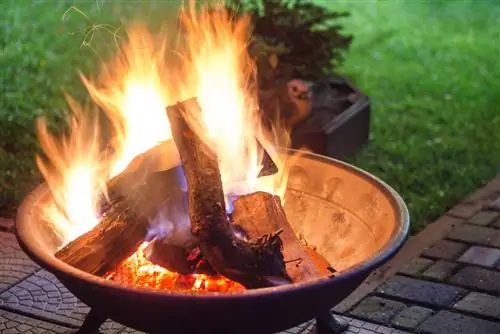 Fire bowl: layer the wood correctly and enjoy the campfire