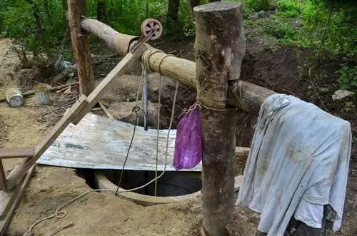 Drilling a garden fountain koj tus kheej: Koj yuav tsum xav txog dab tsi?