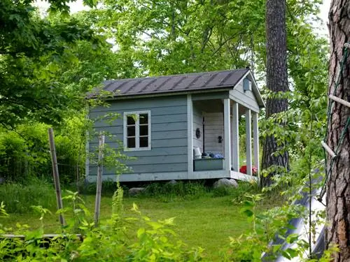 Vivre dans un abri de jardin : quelles sont les exigences ?