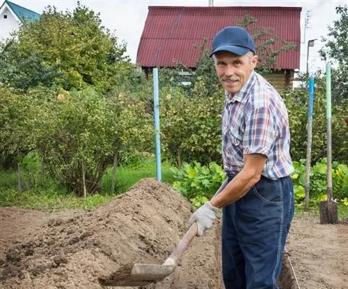 iskolčivši krevet