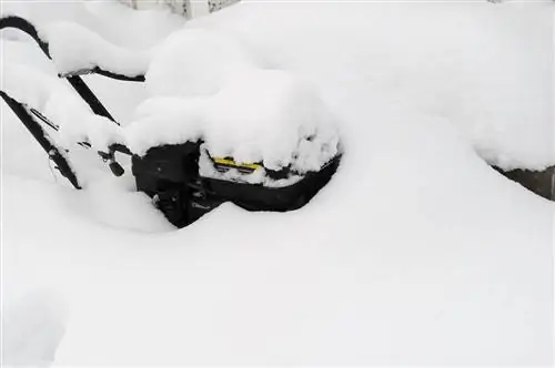 Berging van grassnyers oor die winter: Kontrolelys vir behoorlike berging